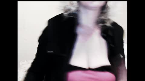 Snapshot of naughtyjenniferxx chatting on February 2025 06:13:02 AM Jenny online show from February 2025 06:13:02 AM