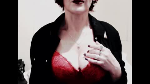 Snapshot of naughtyjenniferxx chatting on January 2026 01:13:02 PM Jenny online show from January 2026 01:13:02 PM