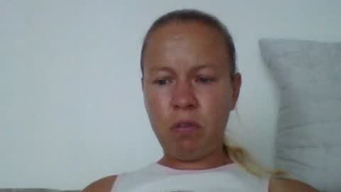 Snapshot of naughtyjennyblondeuk chatting on July 2026 03:38:01 PM naughtyjennyblondeuk online show from July 2026 03:38:01 PM