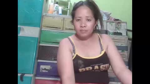 Snapshot of naughtymom26 chatting on February 2026 04:33:02 AM naughtymom26 online show from February 2026 04:33:02 AM