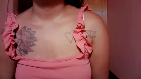 naughtymom_33 online show from November 2025 08:13:02 PM