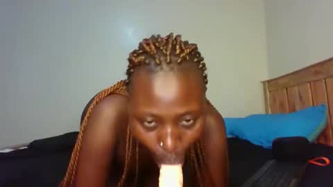 Snapshot of naughtyqueen12 chatting on January 2026 11:09:01 PM naughtyqueen12 online show from January 2026 11:09:01 PM