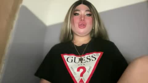 Rose Wilson online show from November 2025 05:01:02 PM