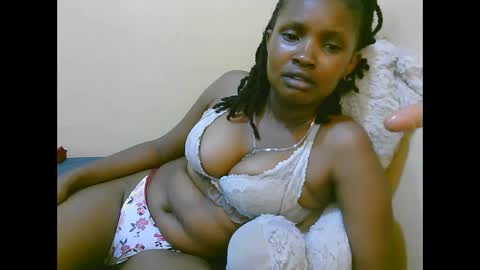 naughtyqueen online show from October 2025 10:33:01 PM