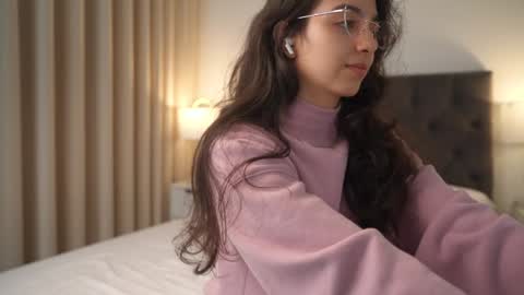 Naughty Samm online show from December 2025 02:00:01 PM