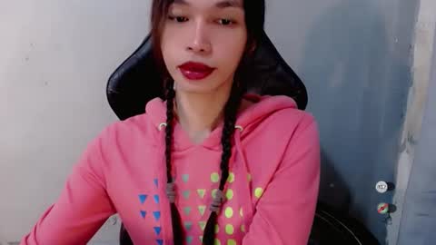 Snapshot of naughtysunshinepinay chatting on October 2025 11:13:01 PM Celine online show from October 2025 11:13:01 PM