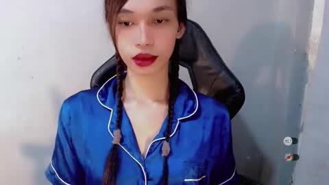 Snapshot of naughtysunshinepinay chatting on October 2025 02:21:01 AM Celine online show from October 2025 02:21:01 AM