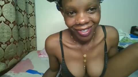 Snapshot of naughtysweetpie chatting on February 2026 03:09:02 PM naughty online show from February 2026 03:09:02 PM
