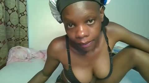 Snapshot of naughtysweetpie chatting on February 2026 06:58:01 AM naughty online show from February 2026 06:58:01 AM