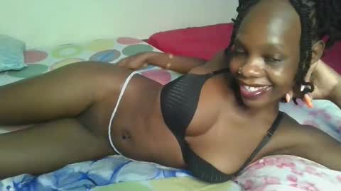 Snapshot of naughtysweetpie chatting on May 2026 12:05:01 AM naughty online show from May 2026 12:05:01 AM