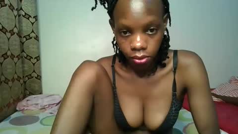 Snapshot of naughtysweetpie chatting on May 2026 07:36:02 AM naughty online show from May 2026 07:36:02 AM