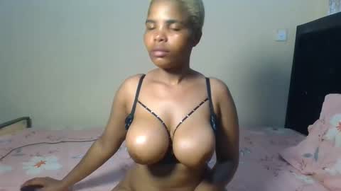 Snapshot of naughtyzuri chatting on September 2025 04:01:02 AM naughty online show from September 2025 04:01:02 AM