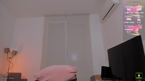 Nautica online show from September 2025 03:12:02 PM