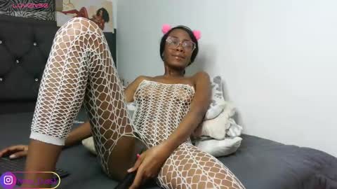 Snapshot of nayah_dussa1 chatting on February 2025 07:11:01 AM Vane broadcast 6 pm to 1 am Colombia time online show from February 2025 07:11:01 AM