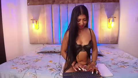 NAYARA  online show from August 2026 03:25:01 PM
