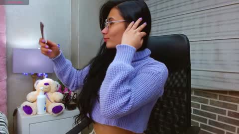 Naye  online show from January 2025 04:17:02 AM