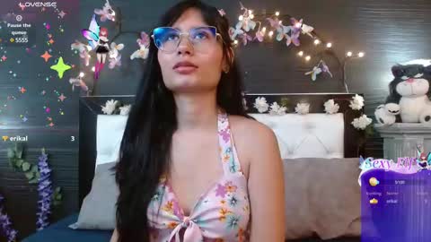 Naye  online show from March 2025 04:19:01 AM