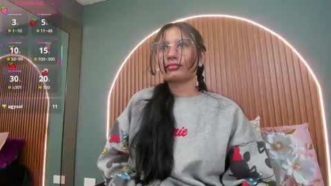 Naye  online show from October 2025 03:40:02 AM