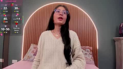 Naye  online show from November 2025 04:10:02 AM