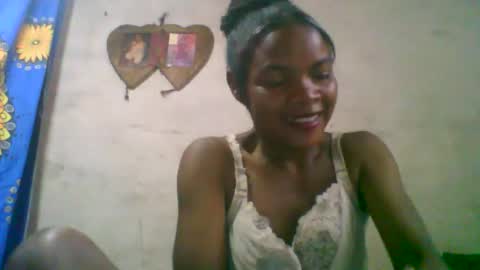 Nayla online show from February 2026 04:19:01 AM