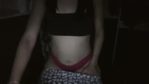 Snapshot of nayly33 chatting on January 2026 04:48:02 AM nayly33 online show from January 2026 04:48:02 AM