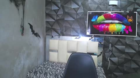 Nazper online show from December 2024 07:54:01 PM