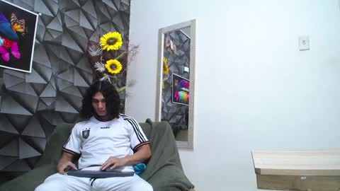 Nazper online show from December 2024 07:41:02 PM