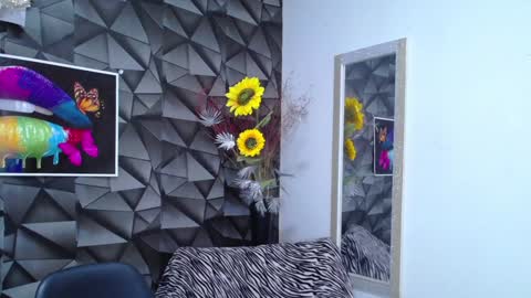 Nazper online show from January 2025 04:41:01 PM