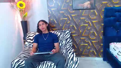 Nazper online show from October 2025 03:42:02 PM