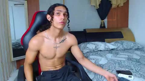 Snapshot of nazper_ chatting on April 2026 05:30:01 PM Nazper online show from April 2026 05:30:01 PM