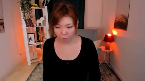 Natzuko online show from October 2025 10:49:02 AM