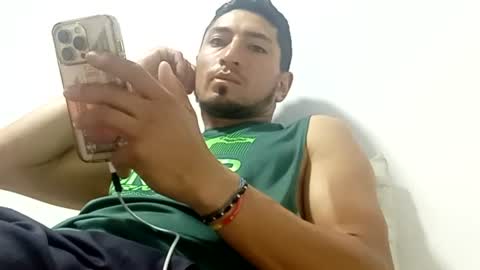 Snapshot of ndavidandcata chatting on August 2026 01:05:01 PM ndavidandcata online show from August 2026 01:05:01 PM
