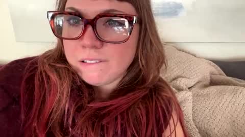 Nealiana online show from January 2025 08:22:02 PM