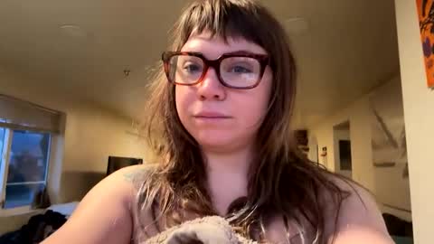 Nealiana online show from January 2025 03:32:01 PM