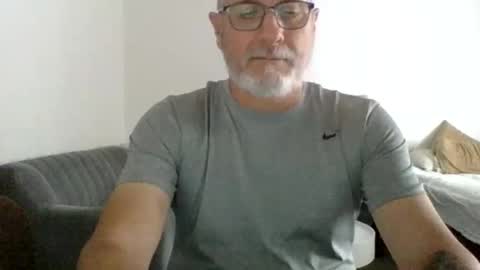 neckdown12 online show from February 2026 08:01:02 PM