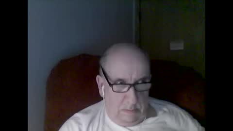 Tom online show from February 2026 01:42:02 AM