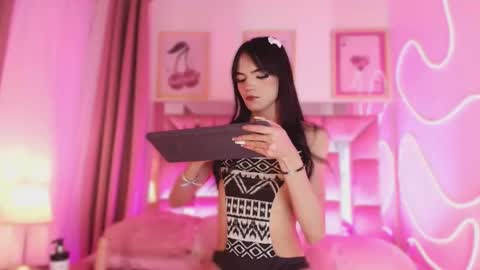 nefera_nox online show from November 2025 03:20:01 AM