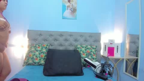 neferet_opal online show from November 2025 12:08:02 AM