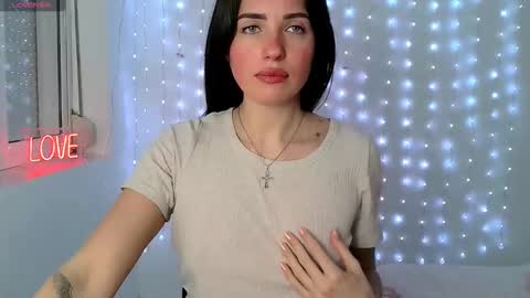 Neferutt online show from March 2026 12:22:01 PM