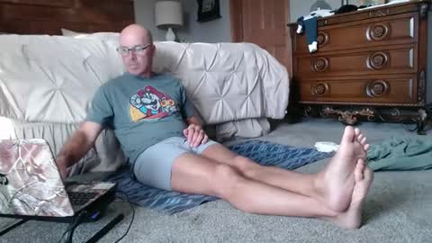 Snapshot of neighborguy4u chatting on October 2025 09:58:02 PM NEIGHBORGUY4U online show from October 2025 09:58:02 PM