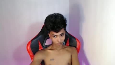 Snapshot of neil_asian69 chatting on October 2025 01:03:02 PM neil_asian69 online show from October 2025 01:03:02 PM