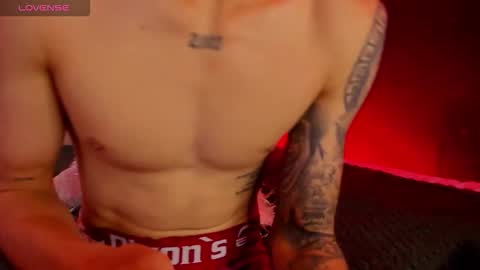 Neill online show from December 2025 08:25:02 PM