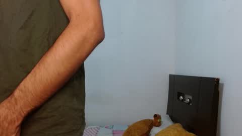 Snapshot of neithanzyn chatting on December 2024 02:49:02 PM Neithanzyn online show from December 2024 02:49:02 PM