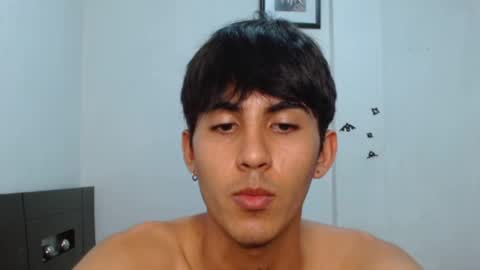 Snapshot of neithanzyn chatting on December 2024 02:09:02 AM Neithanzyn online show from December 2024 02:09:02 AM