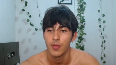 Snapshot of neithanzyn chatting on January 2025 01:22:02 AM Neithanzyn online show from January 2025 01:22:02 AM