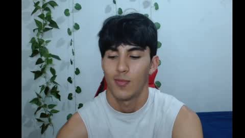 Snapshot of neithanzyn chatting on March 2025 07:32:01 PM Neithanzyn online show from March 2025 07:32:01 PM