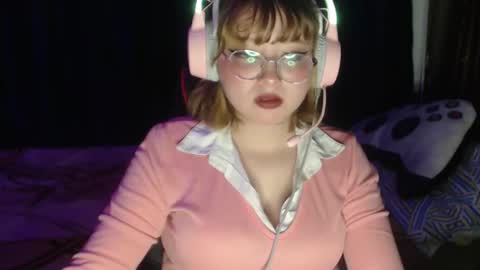 neko_dolly online show from November 2025 01:41:02 AM