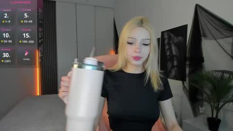 Ela  online show from April 2026 01:44:02 PM