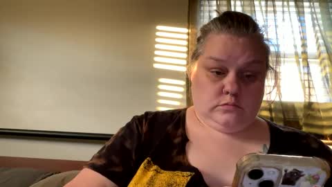 Snapshot of nellatlas chatting on December 2024 09:59:02 PM Nellie Atlas online show from December 2024 09:59:02 PM