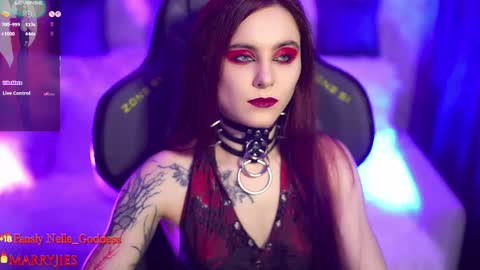 Snapshot of nelle_ chatting on September 2025 08:32:01 PM online show from September 2025 08:32:01 PM